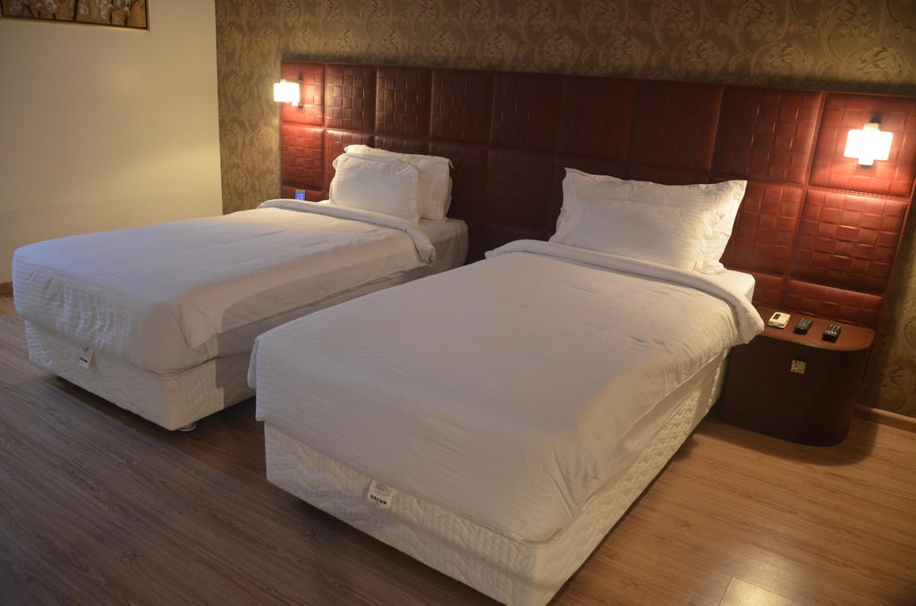 Hotel Patliputra Exotica Patna  Værelse billede