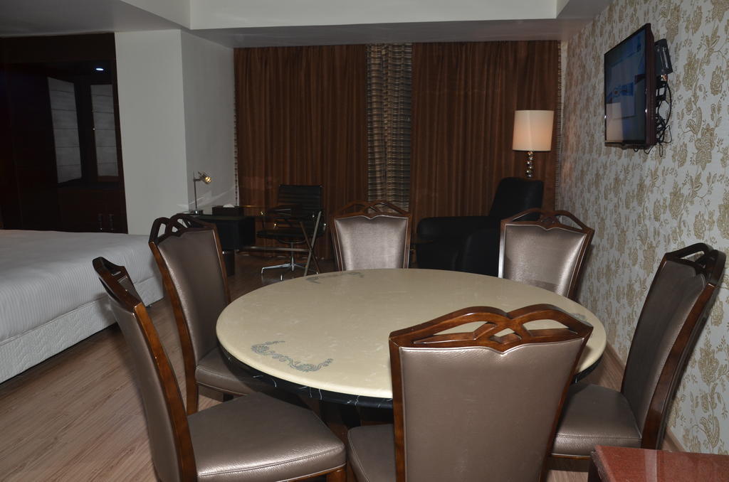 Hotel Patliputra Exotica Patna  Værelse billede
