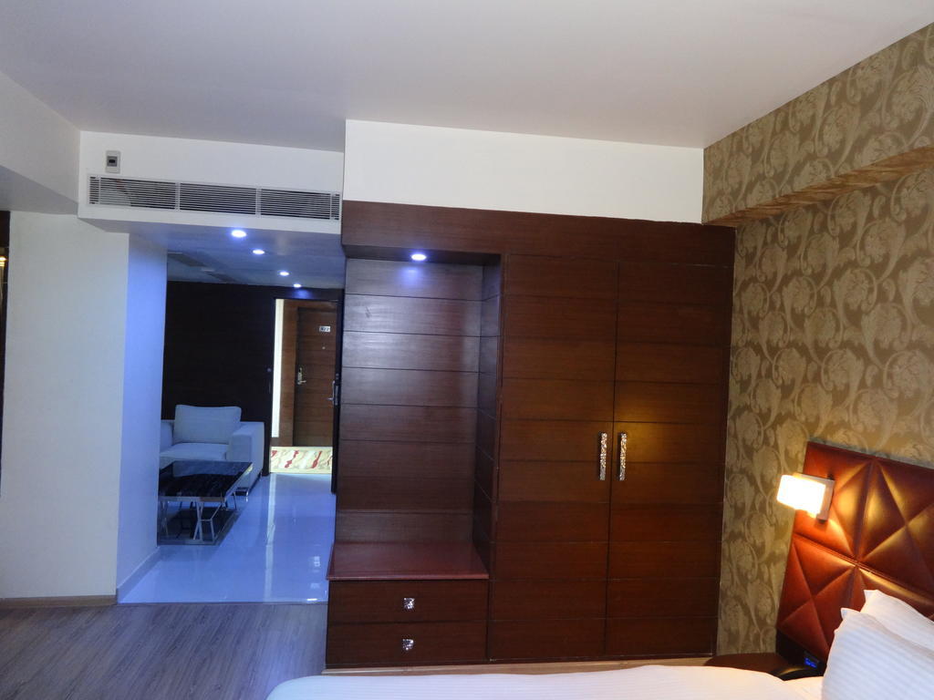 Hotel Patliputra Exotica Patna  Eksteriør billede